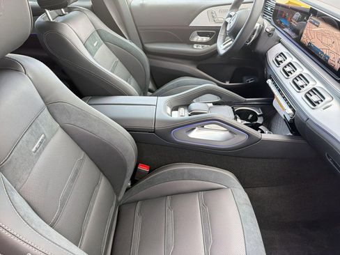 New 2026 Mercedes-Benz GLE 53 AMG 4MATIC Coupe image 31