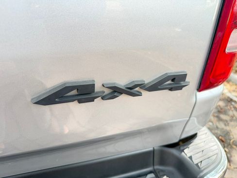 Used 2019 RAM 1500 Big Horn AWD/4WD image 16