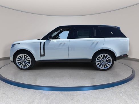 New 2026 Land Rover Range Rover Long Wheelbase SE AWD/4WD image 8