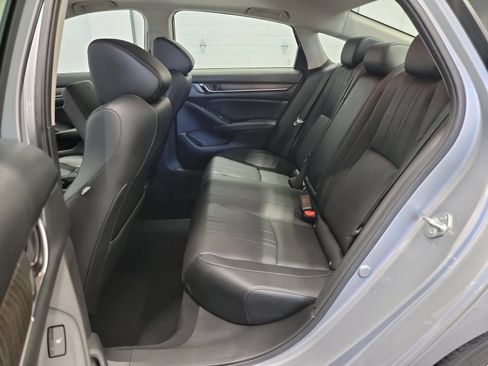Used 2022 Honda Accord Touring image 28