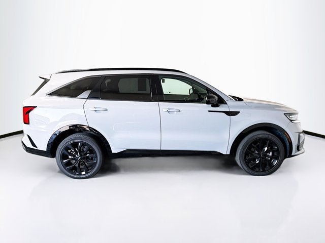 Certified 2023 Kia Sorento SX AWD/4WD image 4