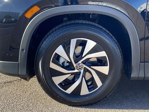 New 2026 Volkswagen Tiguan S image 6