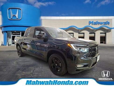 New 2026 Honda Ridgeline Black Edition image 2