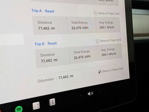 Used 2022 Tesla Model Y Long Range AWD/4WD image 27