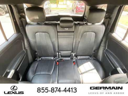 Used 2022 Mercedes-Benz GLB 250 4MATIC image 16