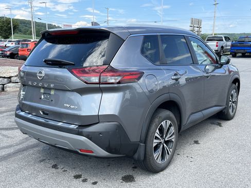 Used 2023 Nissan Rogue SV w/ SV Premium B Package AWD/4WD image 5