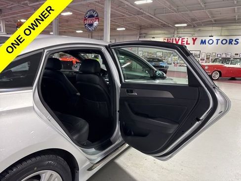 Used 2018 Hyundai Sonata Sport w/ Cargo Package FWD image 30
