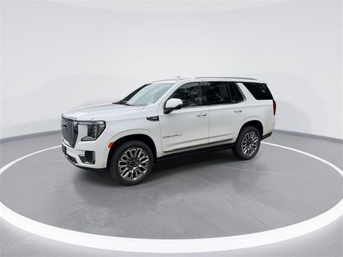 Used 2024 GMC Yukon Denali Ultimate image 3