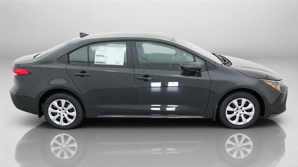 New 2027 Toyota Corolla LE FWD image 7