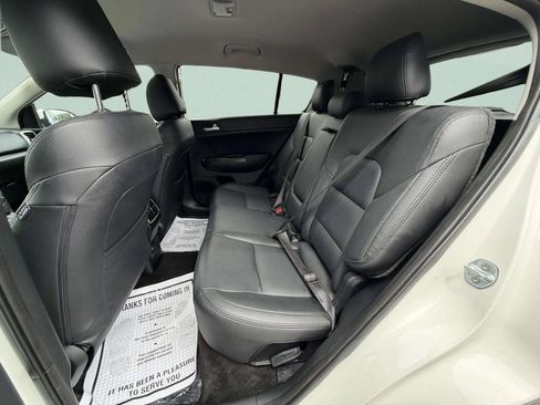 Used 2018 Kia Sportage LX AWD/4WD image 21