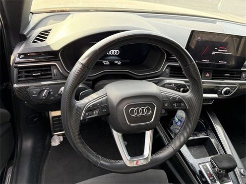 Used 2021 Audi S4 Premium Plus w/ Premium Plus Package image 7