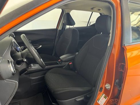 Used 2021 Nissan Kicks SV FWD image 17