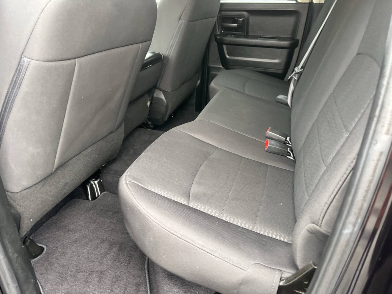 Used 2019 RAM 1500 Express w/ Express Value Package AWD/4WD image 31