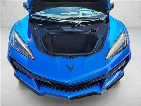 New 2026 Chevrolet Corvette E-Ray image 18