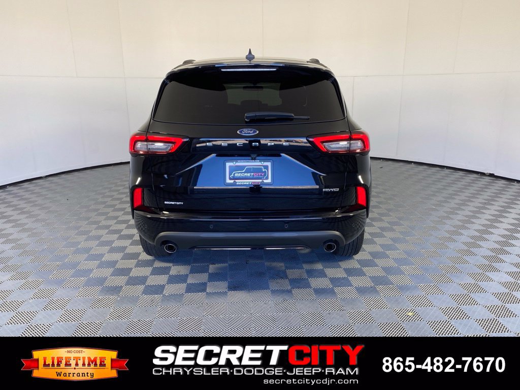 Used 2024 Ford Escape ST-Line w/ Tech Pack #1 AWD/4WD image 6