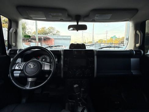 Used 2008 Toyota FJ Cruiser 4WD image 11