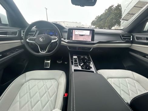 New 2026 Volkswagen Atlas Cross Sport SEL Premium R-Line image 10