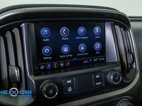 Used 2022 Chevrolet Colorado Z71 AWD/4WD image 19