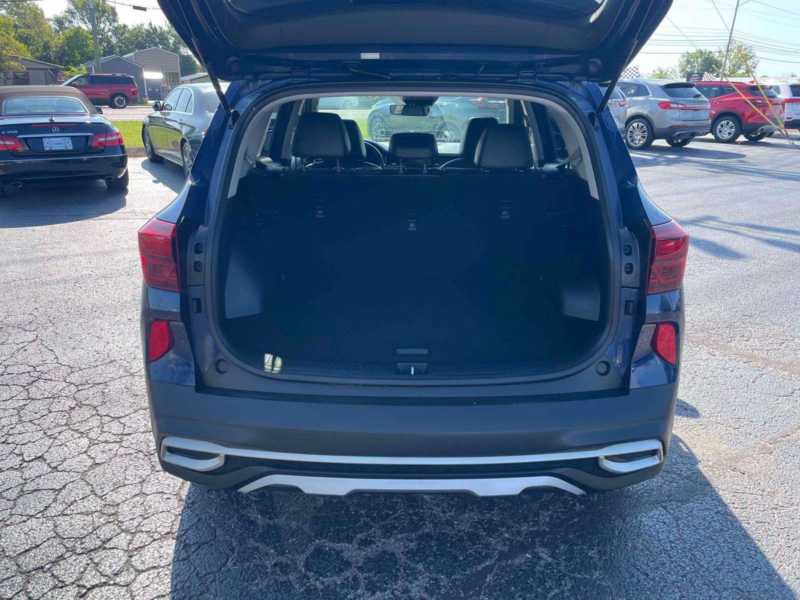 Used 2021 Kia Seltos EX AWD/4WD image 6