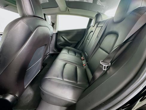 Used 2019 Tesla Model 3 Long Range image 27