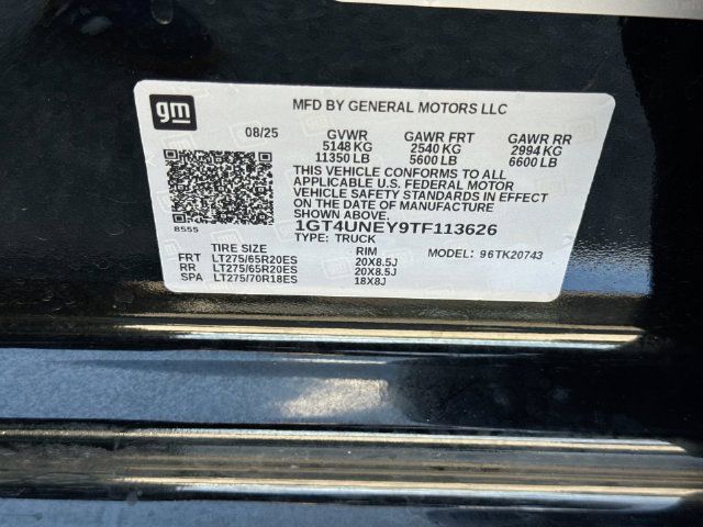 Used 2026 GMC Sierra 2500 SLT w/ SLT Premium Package AWD/4WD image 35