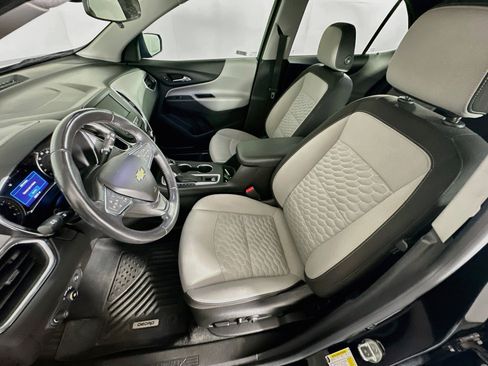 Used 2020 Chevrolet Equinox LT FWD image 13