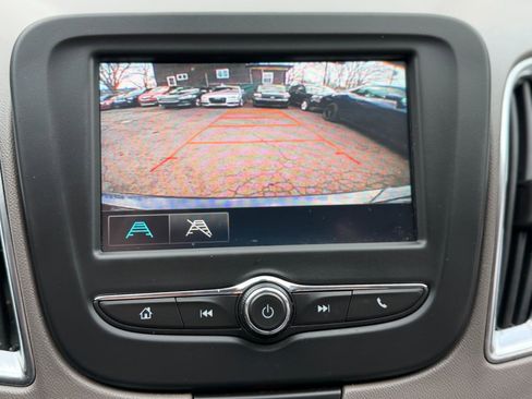 Used 2016 Chevrolet Malibu LT image 42