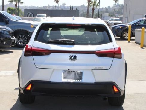 Used 2019 Lexus UX 200 FWD image 20