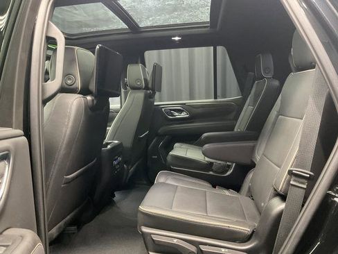 Used 2023 Chevrolet Tahoe Premier AWD/4WD image 8