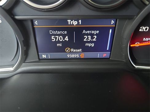 Used 2021 Chevrolet Tahoe RST w/ Luxury Package image 31