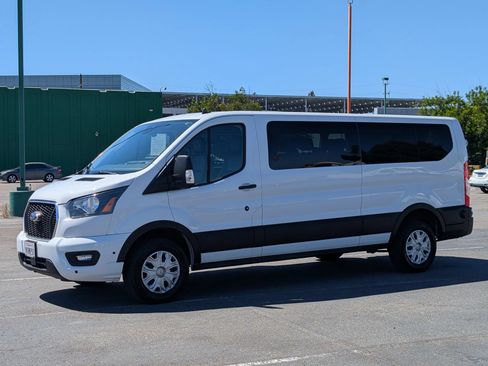 Used 2024 Ford Transit 350 XLT RWD image 3
