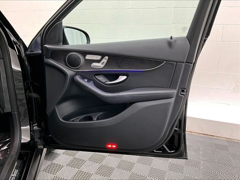Certified 2022 Mercedes-Benz GLC 300 4MATIC image 25