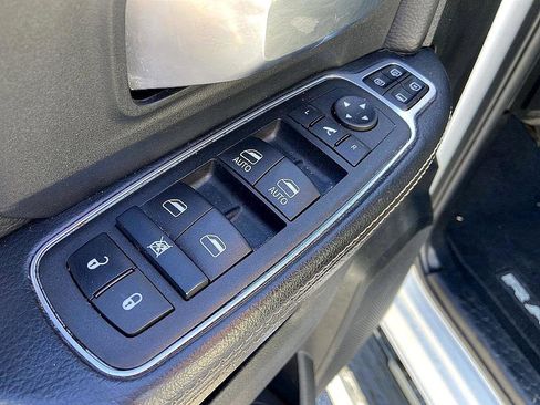 Used 2024 RAM 2500 Big Horn image 9