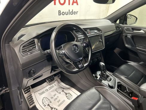 Used 2021 Volkswagen Tiguan SEL Premium R-Line image 27