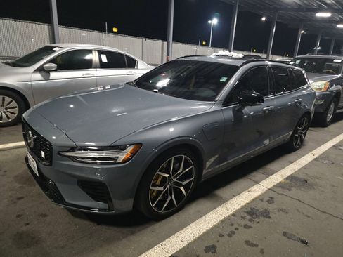 Used 2024 Volvo V60 T8 Polestar image 3