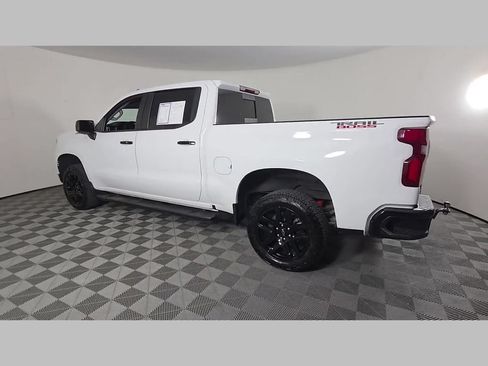 Used 2024 Chevrolet Silverado 1500 LT Trail Boss w/ LT Trail Boss Premium Package AWD/4WD image 49