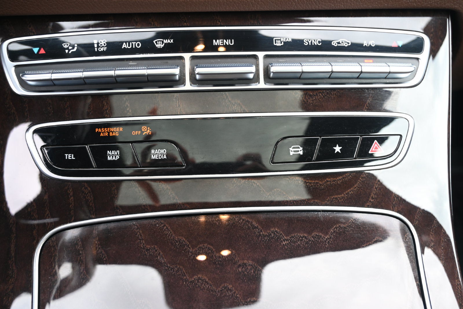 Used 2021 Mercedes-Benz E 350 Sedan image 19