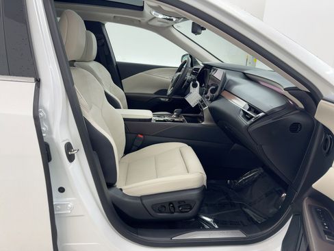 New 2026 Lexus RX 450h AWD image 27