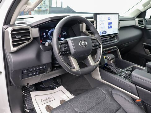 Used 2024 Toyota Tundra Limited w/ Power Package AWD/4WD image 4