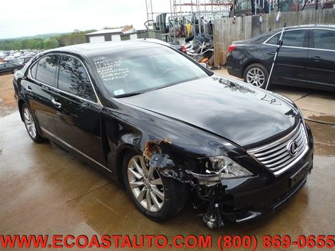 Used 2010 Lexus LS 460 AWD w/ Comfort Pkg image 1