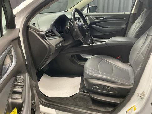Used 2021 Buick Enclave Essence w/ Sound and Sites Package image 8