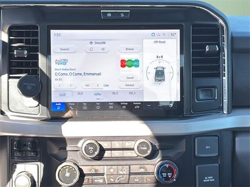 Used 2025 Ford F250 XLT w/ Black Appearance Package image 22