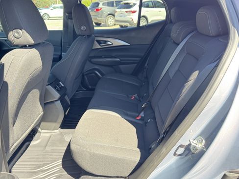 Used 2026 Chevrolet Equinox EV LT image 12