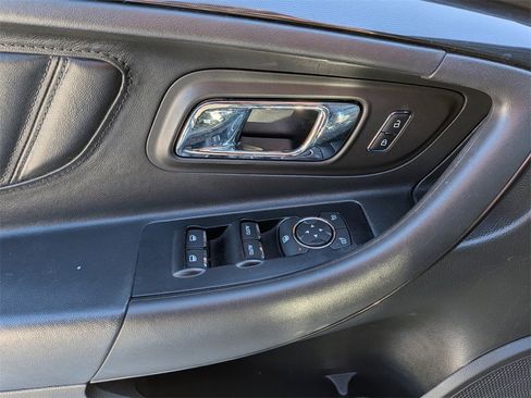 Used 2018 Ford Taurus SHO w/ Driver Assist Package image 11