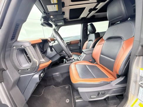 Used 2024 Ford Bronco Outer Banks AWD/4WD image 29
