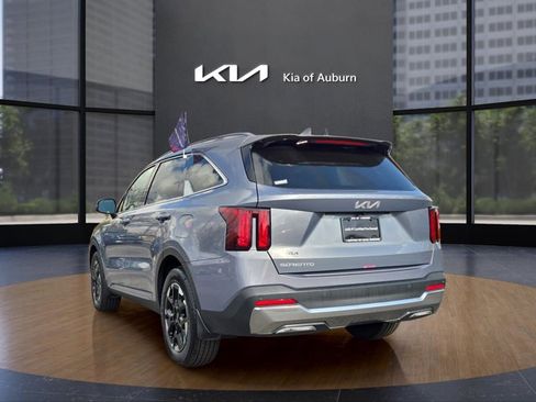 Used 2025 Kia Sorento S w/ Panoramic Sunroof Package FWD image 20
