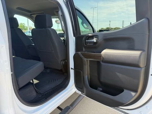 Used 2022 Chevrolet Silverado 1500 RST AWD/4WD image 39