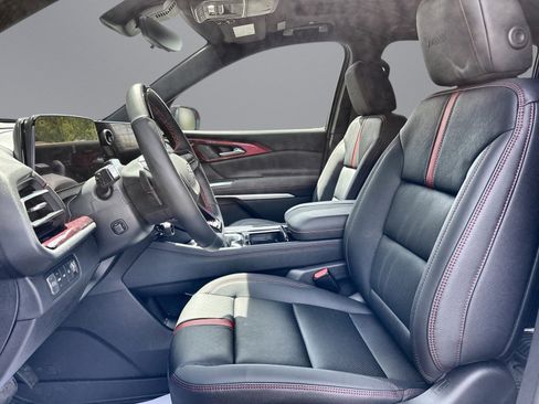 New 2026 Chevrolet Traverse RS w/ LPO, Floor Liner Package AWD/4WD image 19
