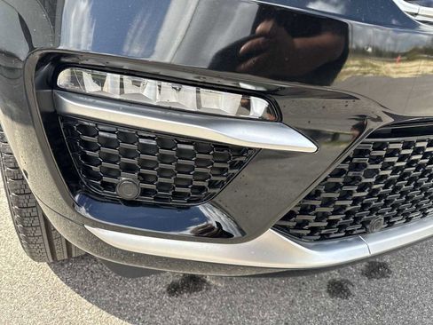 Used 2022 Jeep Grand Cherokee Summit image 10