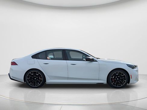 New 2026 BMW M5 w/ Executive Package image 4